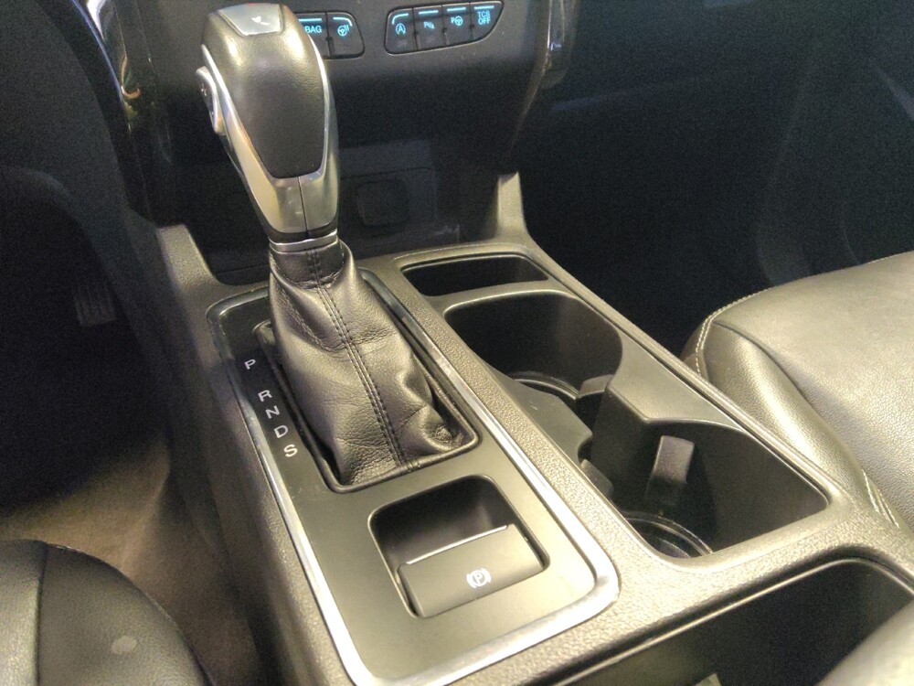 2019 Ford Escape in Chandler, AZ 85225 - 18143438 26