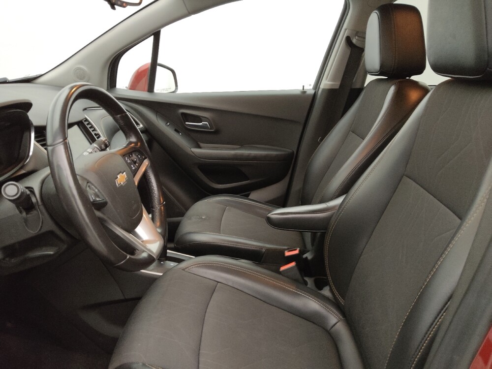 2019 Chevrolet Trax in Clearwater, FL 33764 - 18143443 17