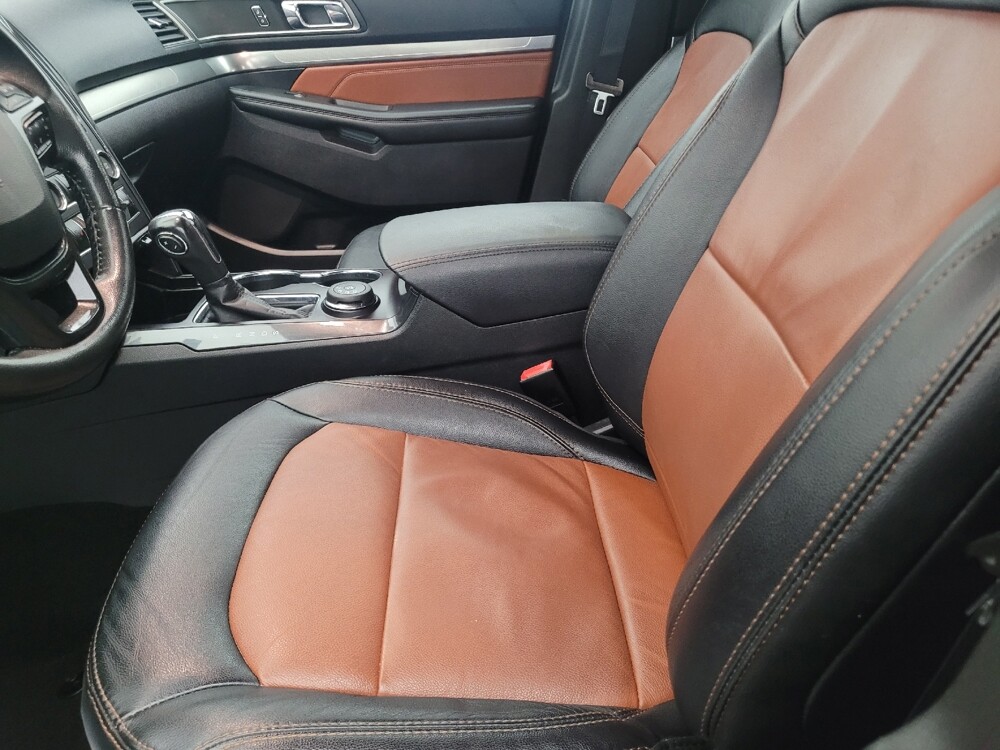 2019 Ford Explorer in Fort Myers, FL 33907 - 18143448 17
