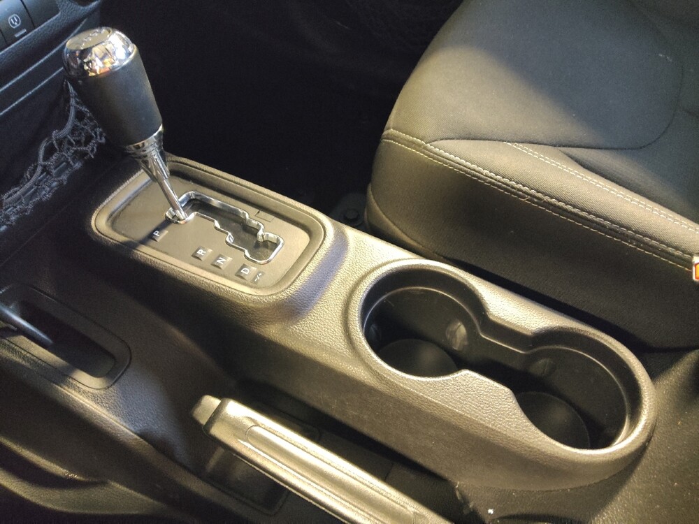 2015 Jeep Wrangler in Houston, TX 77074 - 18143459 26