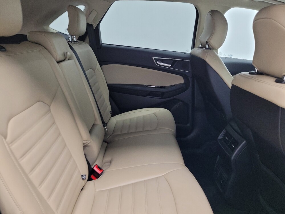 2018 Ford Edge in Las Vegas, NV 89104 - 18143460 19