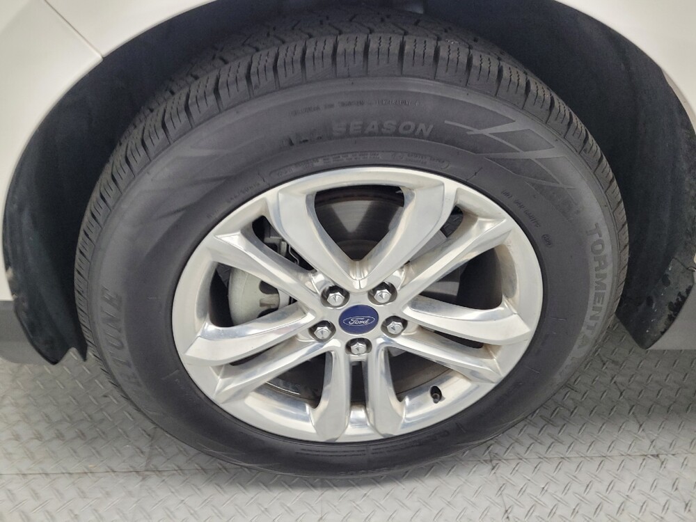 2018 Ford Edge in Las Vegas, NV 89104 - 18143460 31