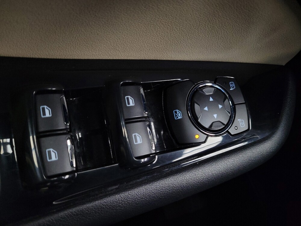 2018 Ford Edge in Las Vegas, NV 89104 - 18143460 27