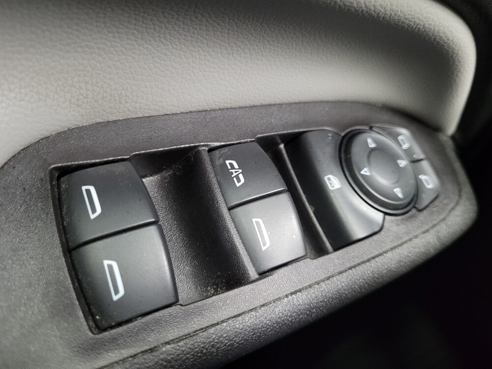 2022 Chevrolet Equinox in Las Vegas, NV 89102 - 18143461 27