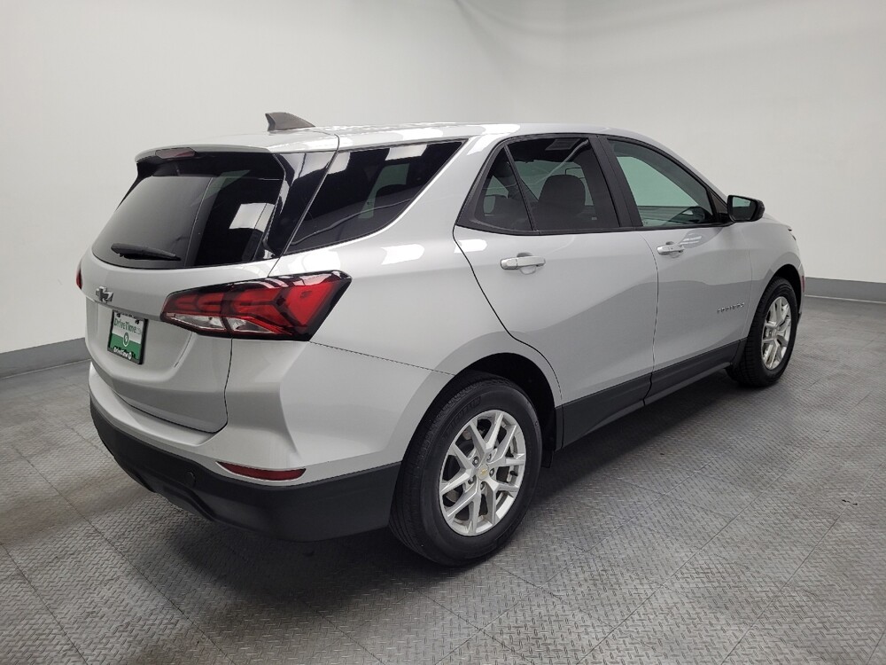 2022 Chevrolet Equinox in Las Vegas, NV 89102 - 18143461 10