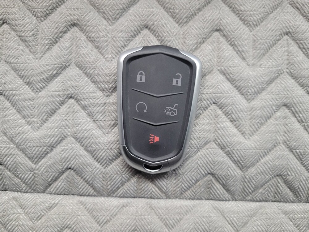2022 Chevrolet Equinox in Las Vegas, NV 89102 - 18143461 32