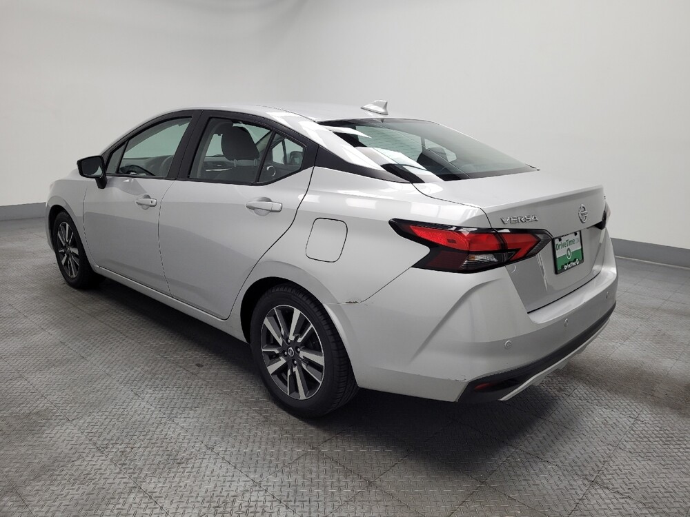 2021 Nissan Versa in Las Vegas, NV 89104 - 18143462 3