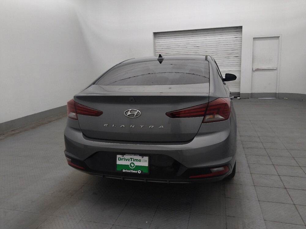 2019 Hyundai Elantra in Tallahassee, FL 32304 - 18143465 7
