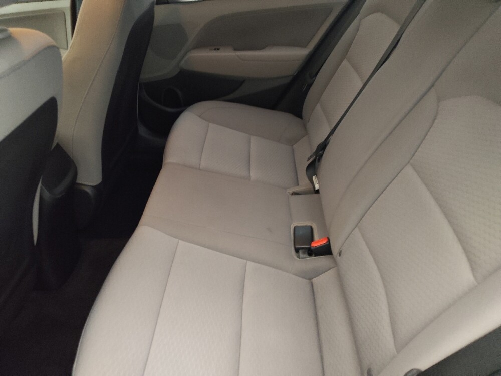 2019 Hyundai Elantra in Tallahassee, FL 32304 - 18143465 18