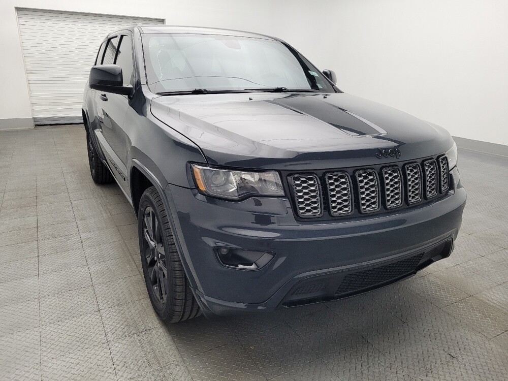 2018 Jeep Grand Cherokee in Savannah, GA 31419 - 18143470 14