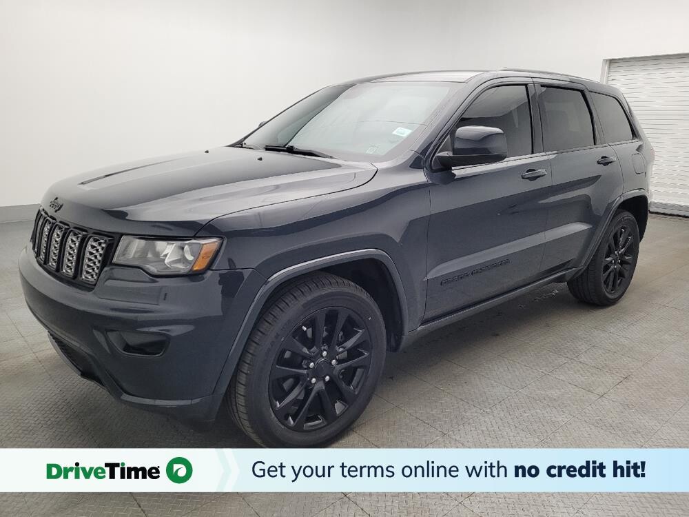 2018 Jeep Grand Cherokee in Savannah, GA 31419 - 18143470