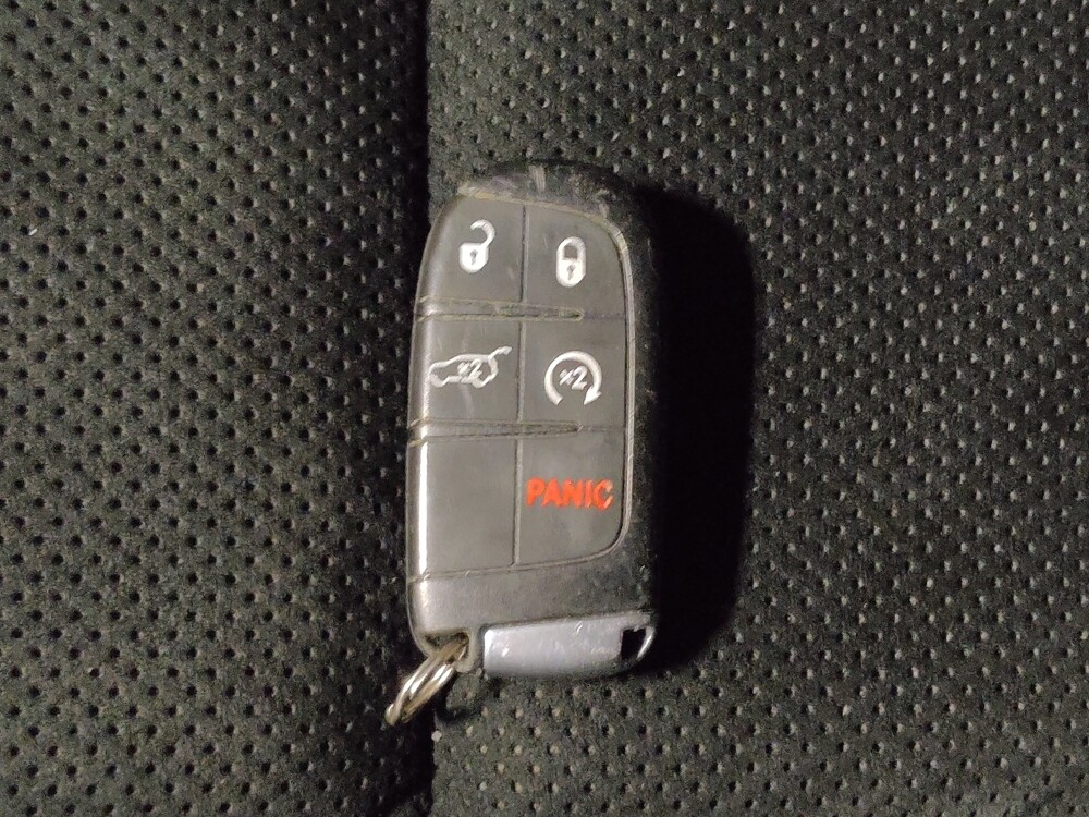 2018 Jeep Grand Cherokee in Savannah, GA 31419 - 18143470 32