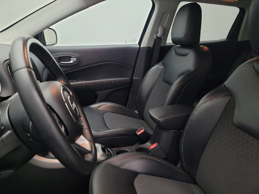 2018 Jeep Compass in Miami, FL 33157 - 18143471 17