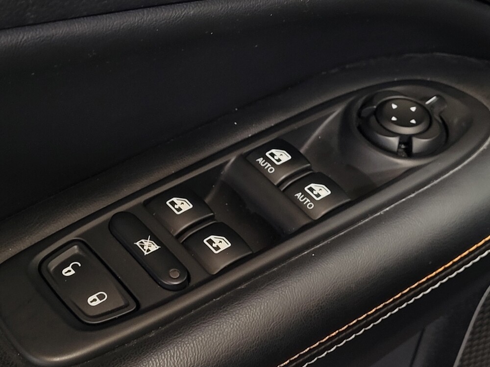 2018 Jeep Compass in Miami, FL 33157 - 18143471 27
