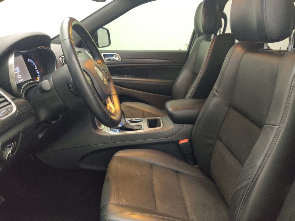 2019 Jeep Grand Cherokee in Orlando, FL 32808 - 18143477 17