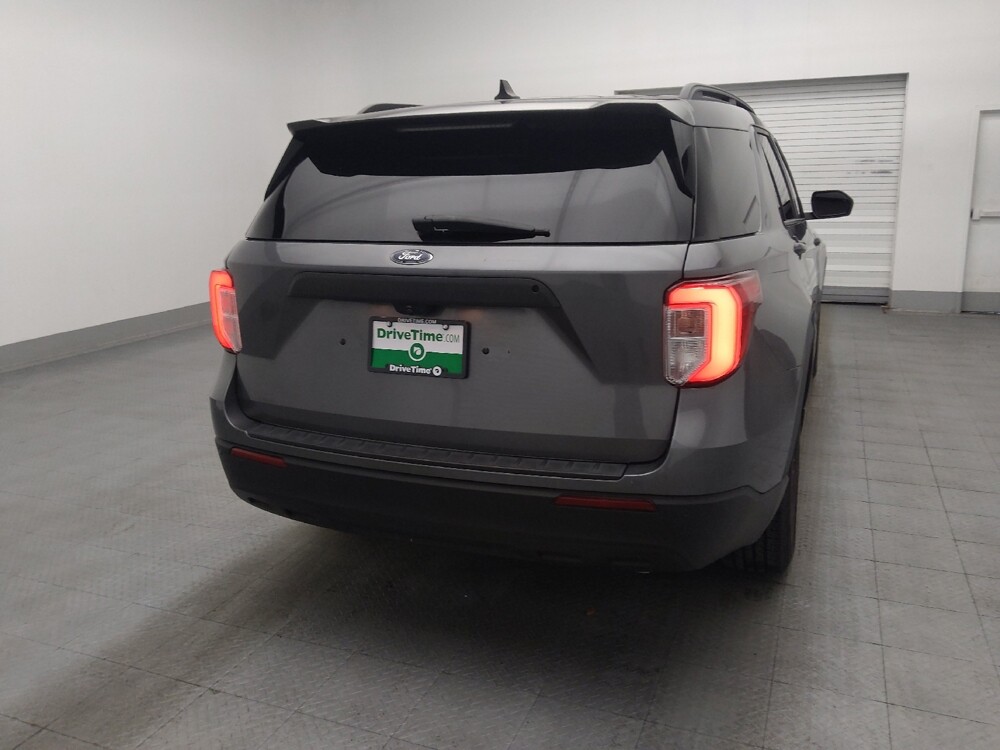 2021 Ford Explorer in Orlando, FL 32808 - 18143480 7