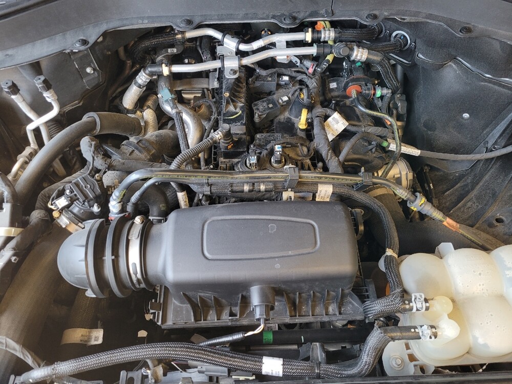 2021 Ford Explorer in Orlando, FL 32808 - 18143480 30