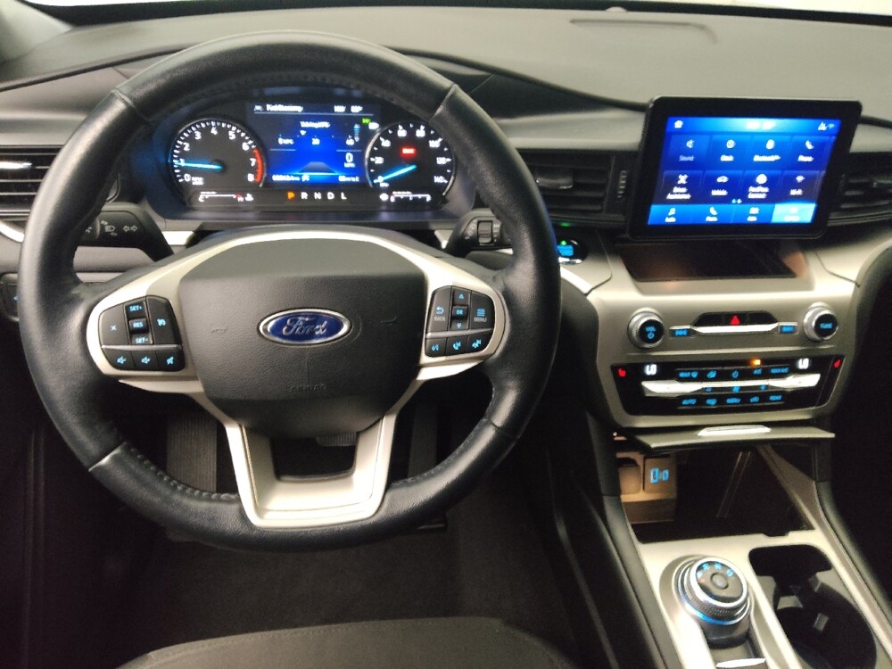 2021 Ford Explorer in Orlando, FL 32808 - 18143480 22