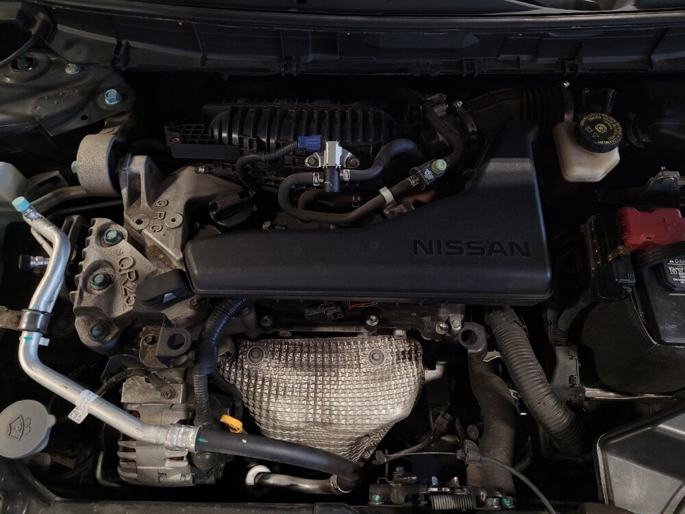 2015 Nissan Rogue in Savannah, GA 31419 - 18143481 30