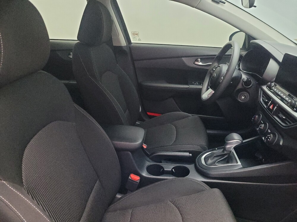 2020 Kia Forte in Jacksonville, FL 32225 - 18143483 21