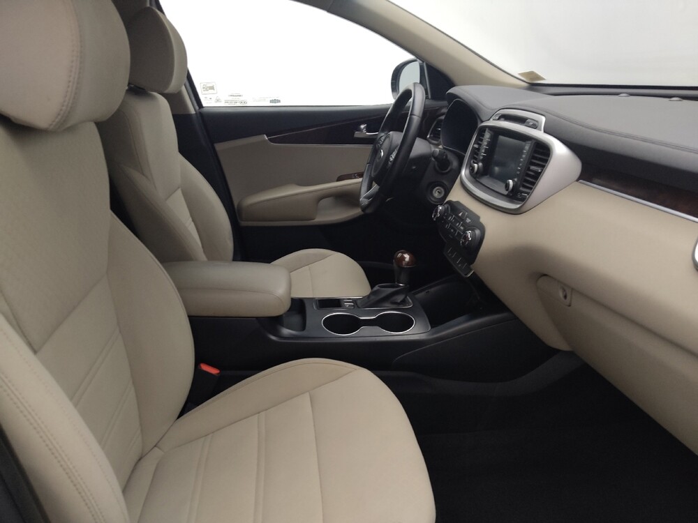 2018 Kia Sorento in Orlando, FL 32808 - 18143485 21