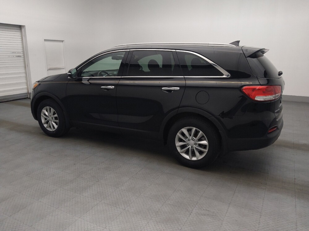 2018 Kia Sorento in Orlando, FL 32808 - 18143485 3