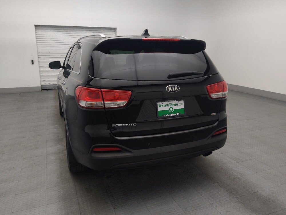 2018 Kia Sorento in Orlando, FL 32808 - 18143485 6