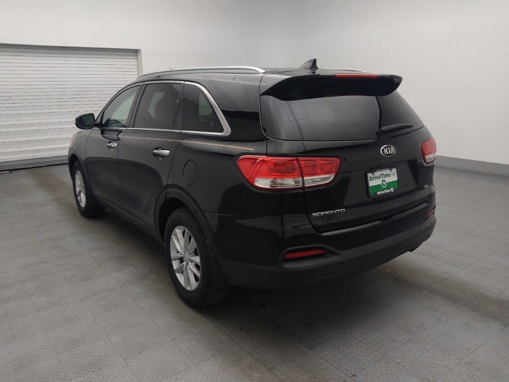 2018 Kia Sorento in Orlando, FL 32808 - 18143485 5