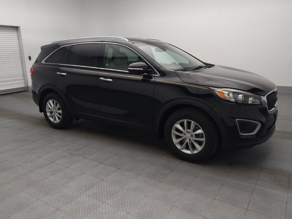 2018 Kia Sorento in Orlando, FL 32808 - 18143485 11
