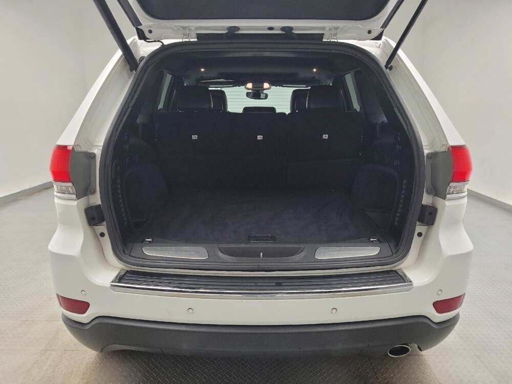 2018 Jeep Grand Cherokee in Grand Rapids, MI 49508 - 18143488 29