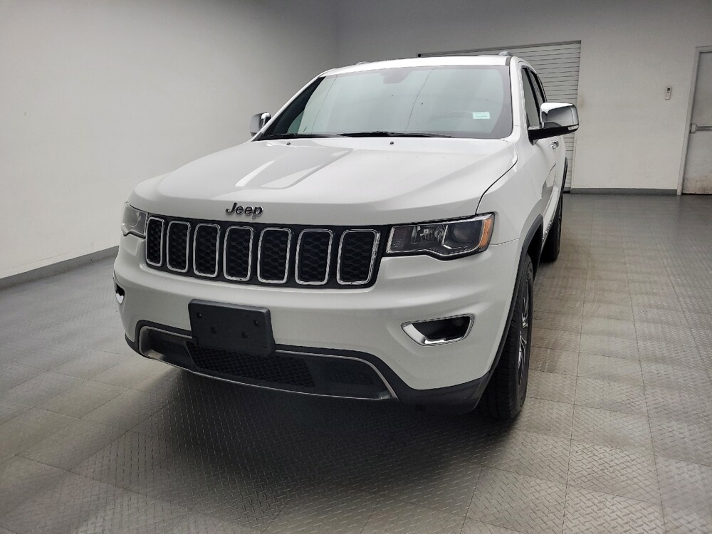 2018 Jeep Grand Cherokee in Grand Rapids, MI 49508 - 18143488 15
