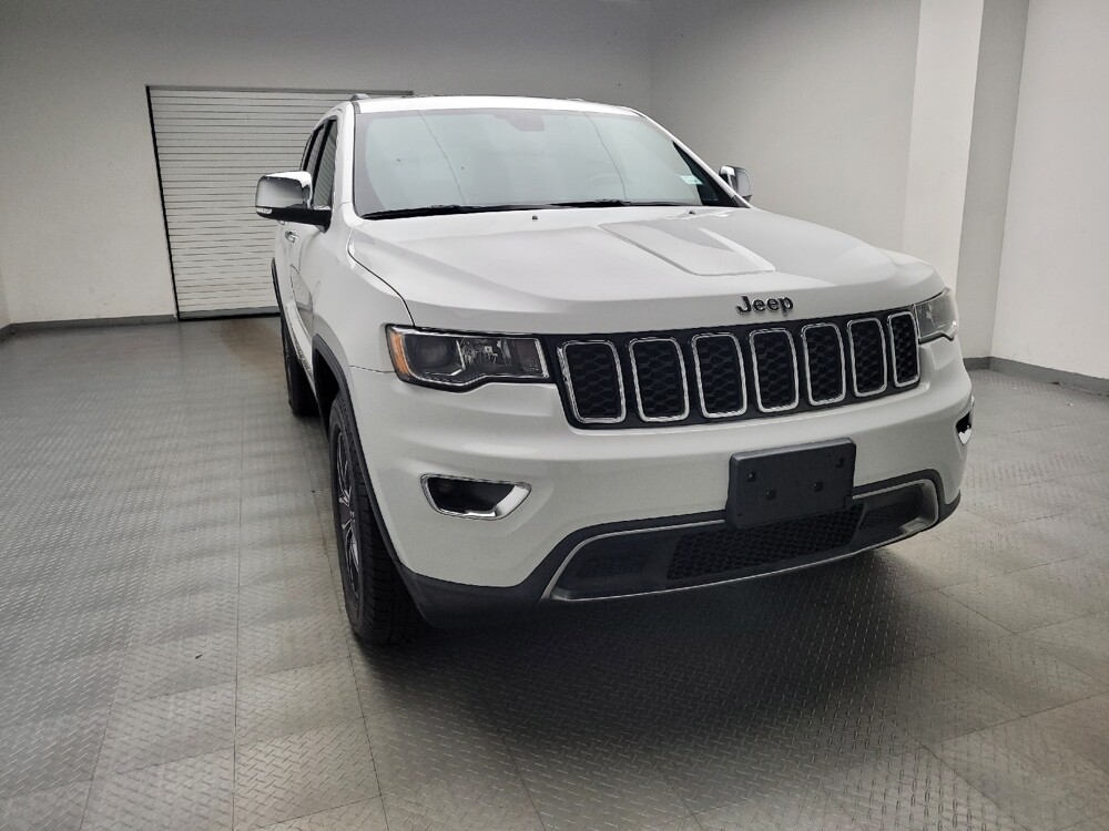 2018 Jeep Grand Cherokee in Grand Rapids, MI 49508 - 18143488 14