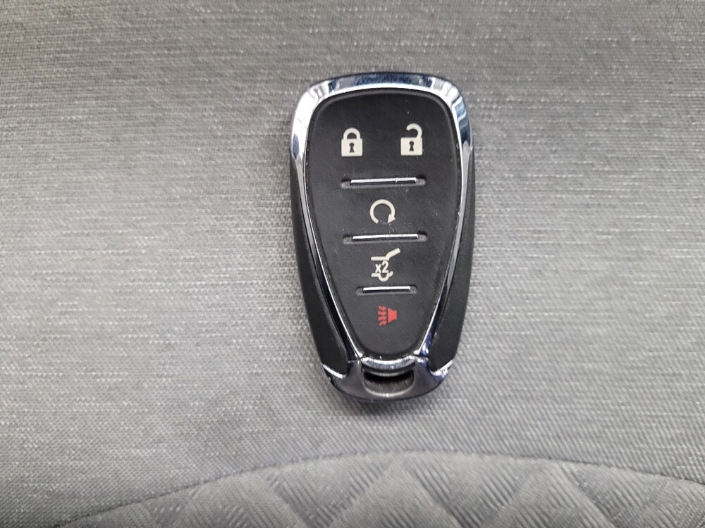 2022 Chevrolet Equinox in Las Vegas, NV 89102 - 18143489 32