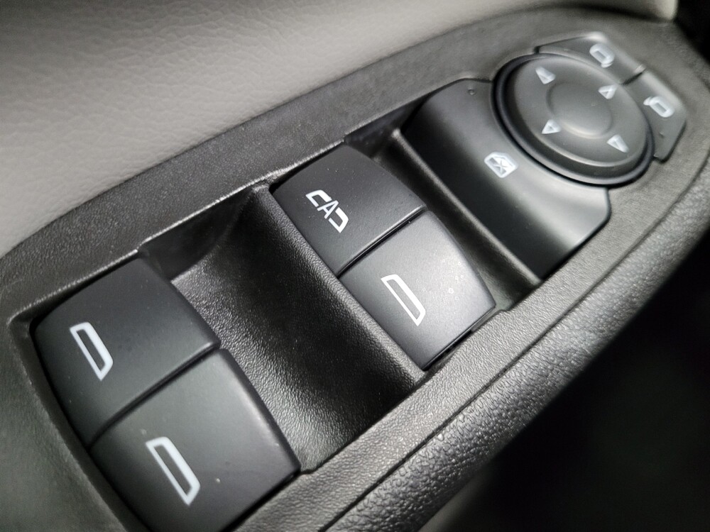 2022 Chevrolet Equinox in Las Vegas, NV 89102 - 18143489 27