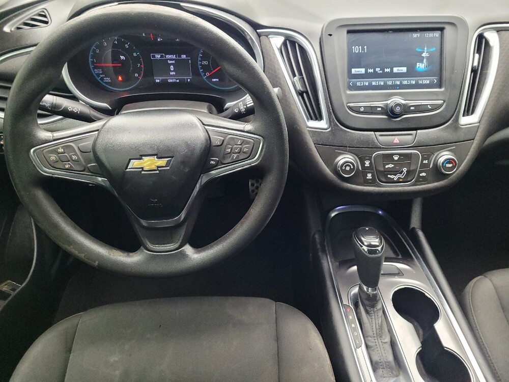 2016 Chevrolet Malibu in Antioch, TN 37013 - 18143509 22