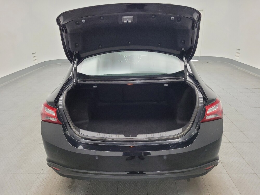 2020 Chevrolet Malibu in Antioch, TN 37013 - 18143510 29