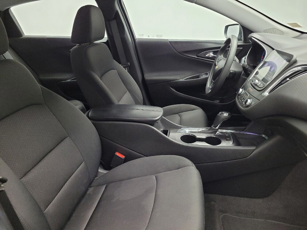 2020 Chevrolet Malibu in Antioch, TN 37013 - 18143510 21