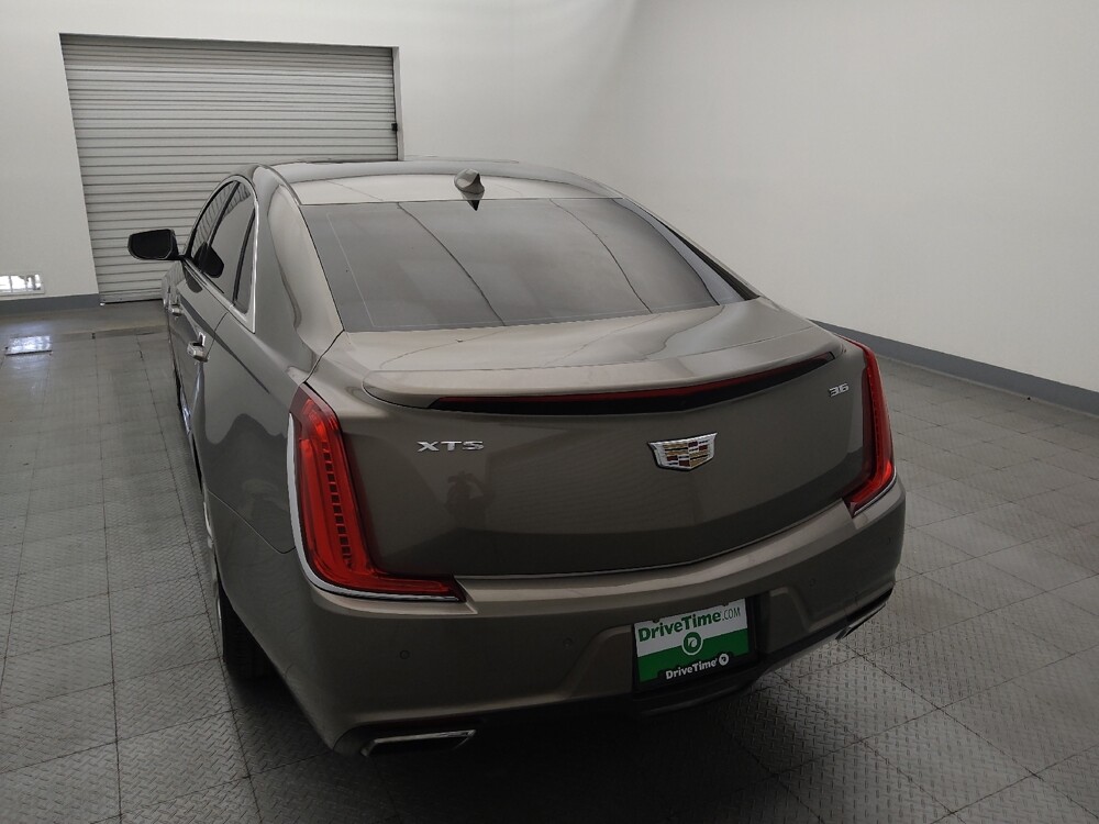 2018 Cadillac XTS in Houston, TX 77074 - 18143517 6