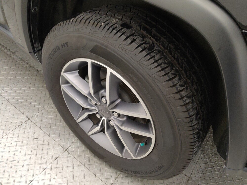 2021 Jeep Grand Cherokee in Houston, TX 77074 - 18143518 31