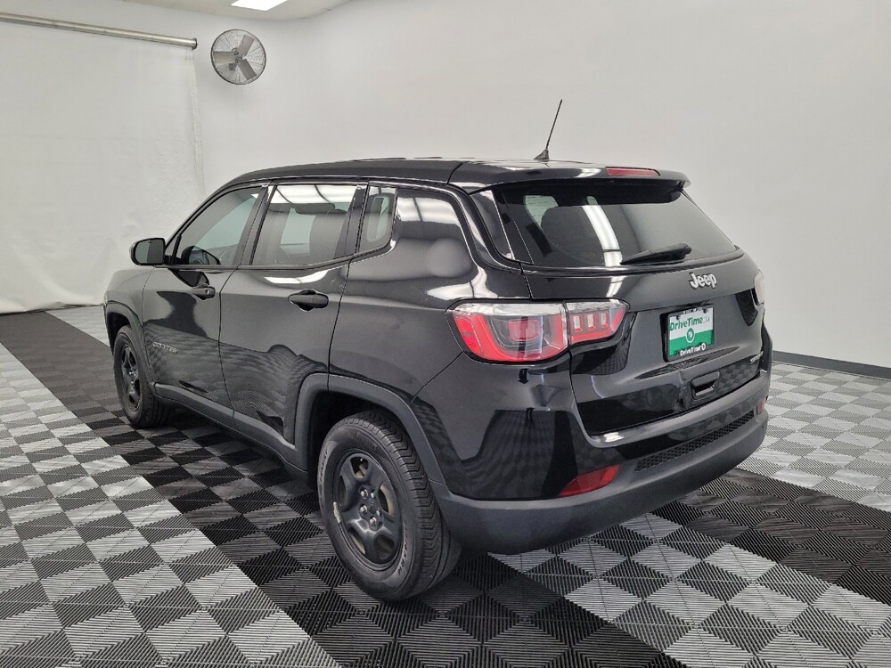 2018 Jeep Compass in Houston, TX 77060 - 18143519 5