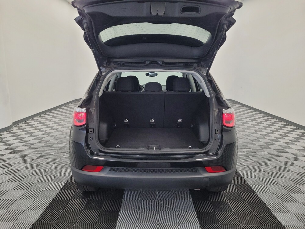 2018 Jeep Compass in Houston, TX 77060 - 18143519 29