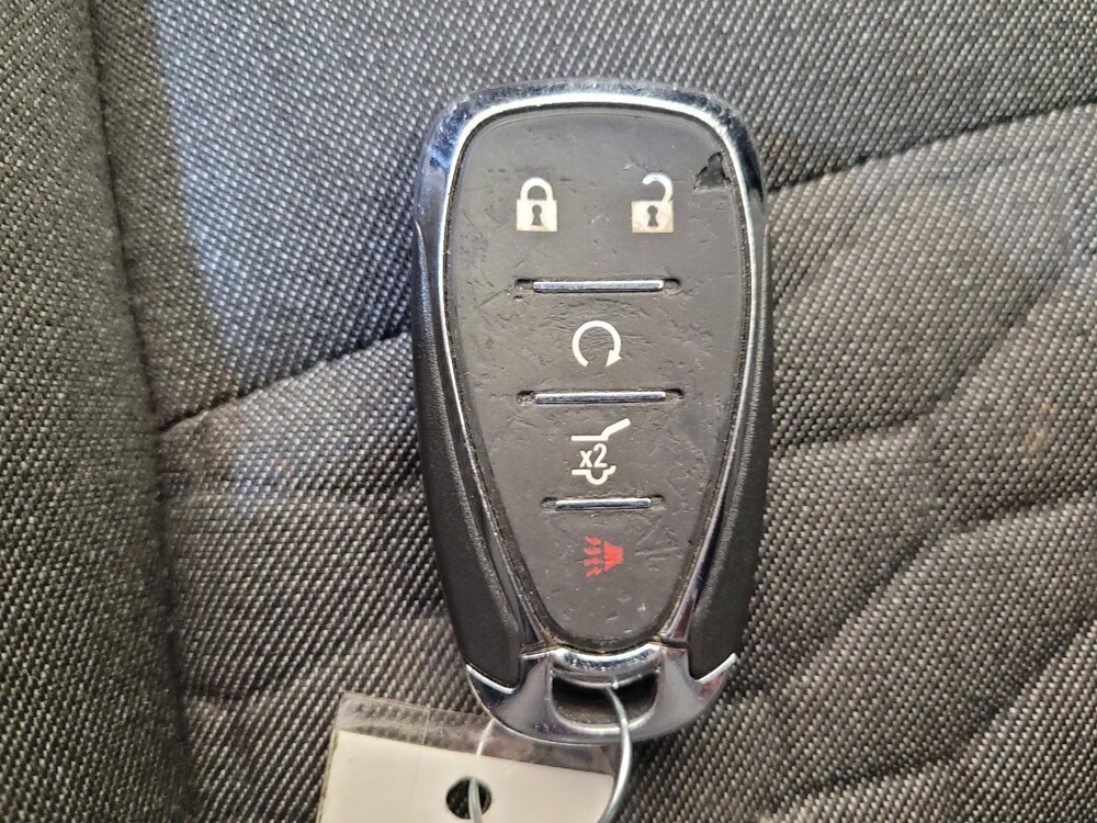 2019 Chevrolet Equinox in Columbus, OH 43228 - 18143528 32