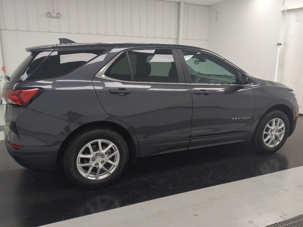 2023 Chevrolet Equinox in St. Louis, MO 63136 - 18143532 10