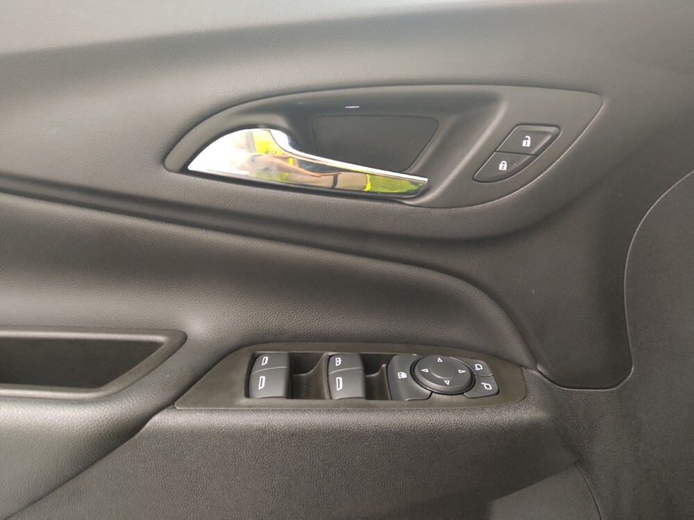 2023 Chevrolet Equinox in St. Louis, MO 63136 - 18143532 27