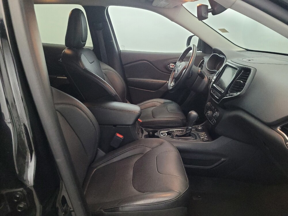 2020 Jeep Cherokee in Allentown, PA 18103 - 18143538 21