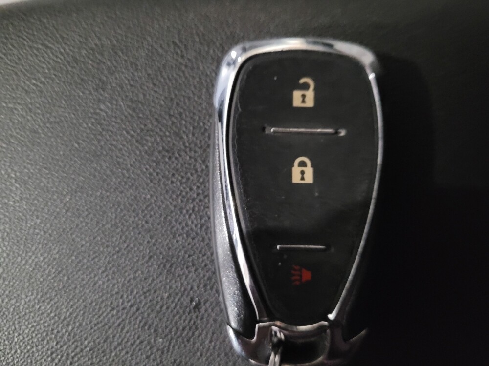 2020 Chevrolet Equinox in Pittsburgh, PA 15237 - 18143539 32