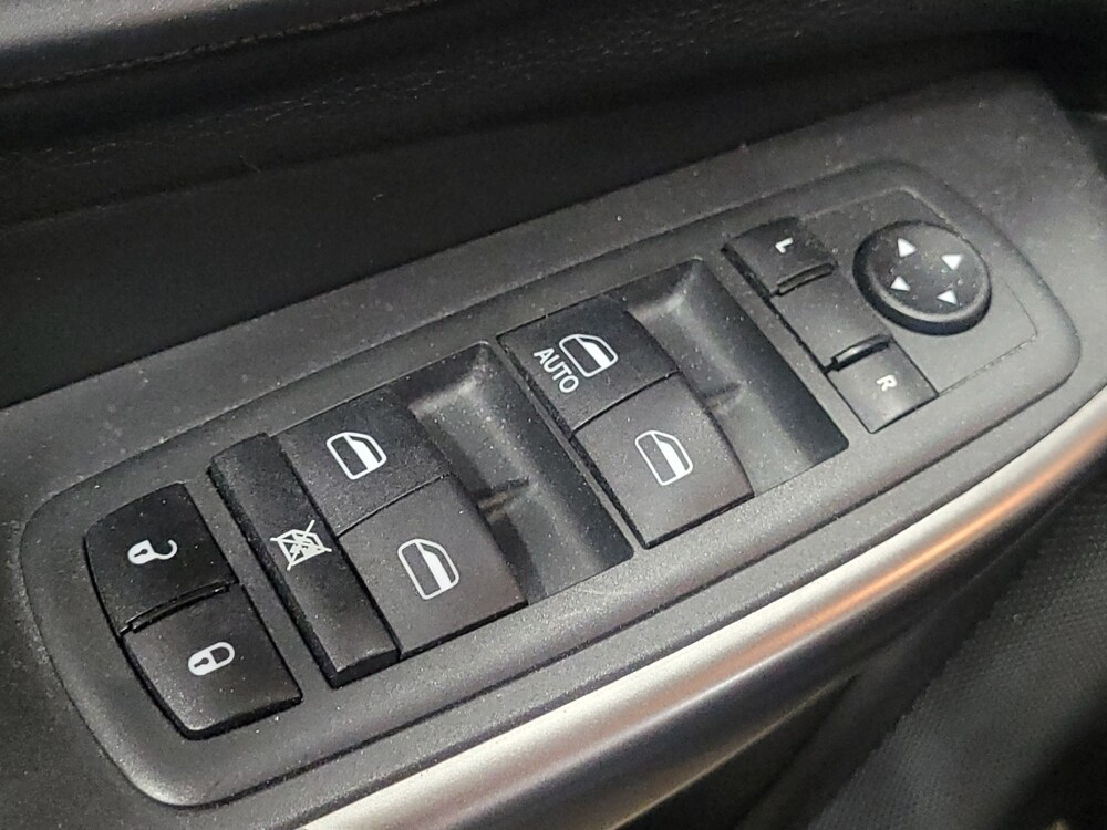 2020 Jeep Cherokee in New Castle, DE 19720 - 18143546 27