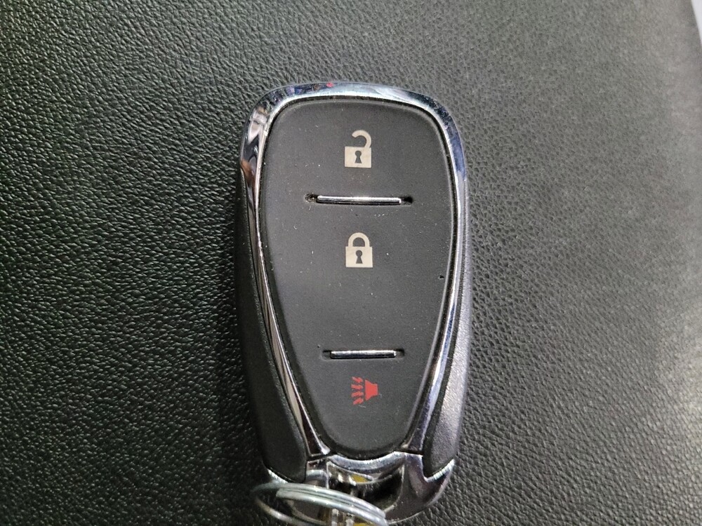 2022 Chevrolet Equinox in Pittsburgh, PA 15236 - 18143547 32