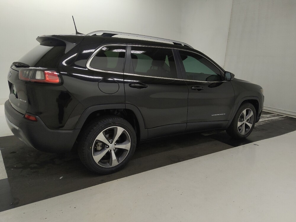 2020 Jeep Cherokee in St. Louis, MO 63136 - 18143559 10