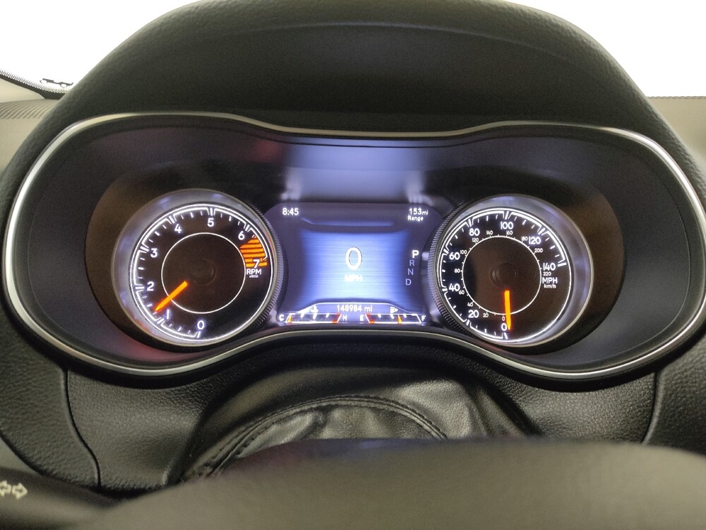 2020 Jeep Cherokee in St. Louis, MO 63136 - 18143559 23